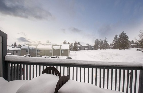 Fraser Condo | Spacious condo sleeps 9, views, clubhouse amenities
