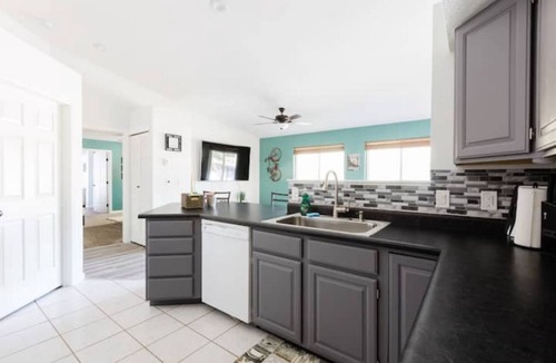 Redlands House | Spacious & cozy: your base for outdoor thrills