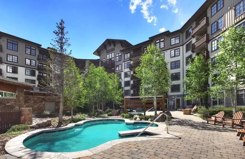 Copper Mountain Village Condo | Spacious Deluxe Studio in Center Village, Walk to Lifts, Passage Point 324