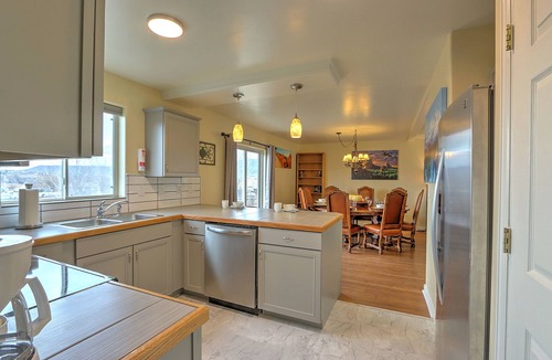 Rifle House | Spacious Family Home with Grill, Dog Friendly & Near Outdoor Recreation!