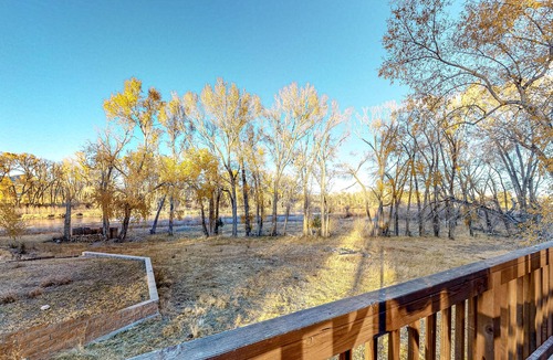South Fork House | Spacious Guest House on the River w/Mountain Views, River Access, and Balcony