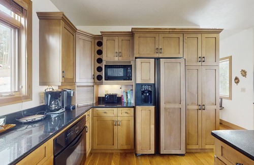 Breckenridge House | Spacious house with private hot tub and fantastic views near skiing and town