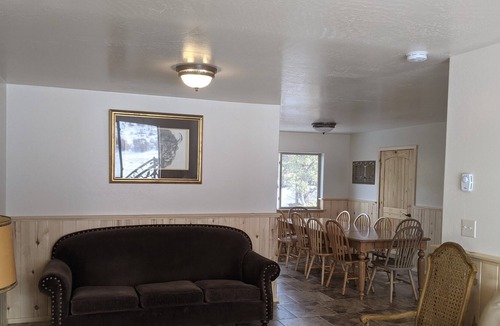 Mancos Apartment | Spacious Loft on 130-acre Scenic Property in Weber Canyon