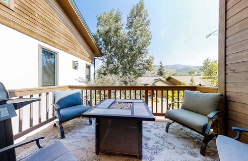 Steamboat Springs House | Spacious Mountain Retreat w/WiFi, 2 Gas Fireplaces, Shared Heated Pool & Hot Tub