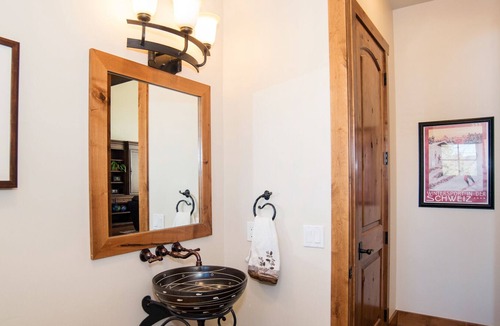 Carbondale House | Spacious Mountain Home in Beautiful Golfing Community, 29 Mi. 2 Skiing in Aspen