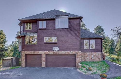 Pine House | Spacious mountain home