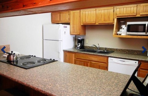 Baldy Mountain Condo | Spacious Quiet Mountaintop Retreat