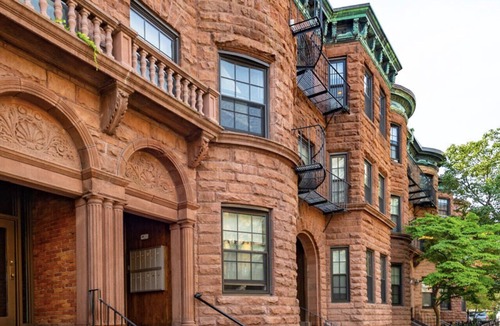 Prudential - St. Botolph Apartment | Spacious Studio! | Back Bay