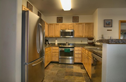 Mountain House Condo | Spacious Unit + Loft, Central Location, Great for Large Families and Groups