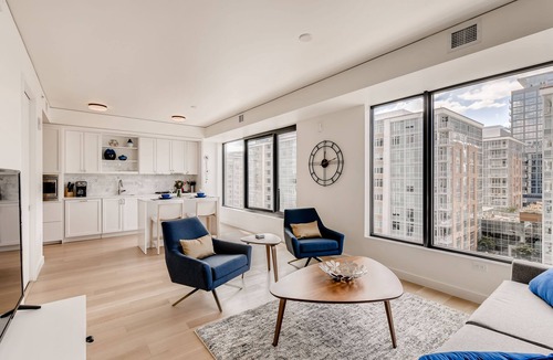 LoDo Condo | Special Fall Discount/Posh Condo in Popular LoDo/Union Station