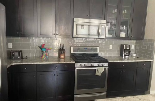 Aurora House | Specious Home 4 bedroom house Near DIA