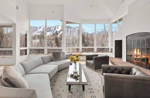 Aspen House | SPECTACULAR 6 BEDROOM HOME ON WILLOUGHBY WAY ASPEN