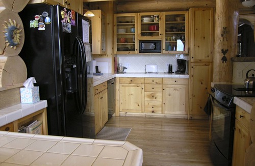 Twin Lakes House | Spectacular Log Home Overlooking Twin Lakes and Mt. Elbert, L100 race available!