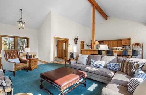 Three Peaks House | Spectacular view of Gore Range on the Raven Golf Course!