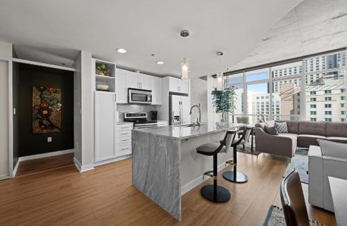 Downtown Denver House | Spire - Unit 1810