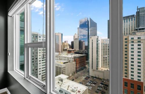 Downtown Denver House | Spire - Unit 1810