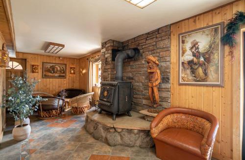 Grand Lake Hotel | Spirit Lake Lodge