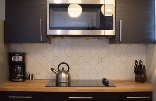 Palisade Hotel | Spoke and Vine Motel