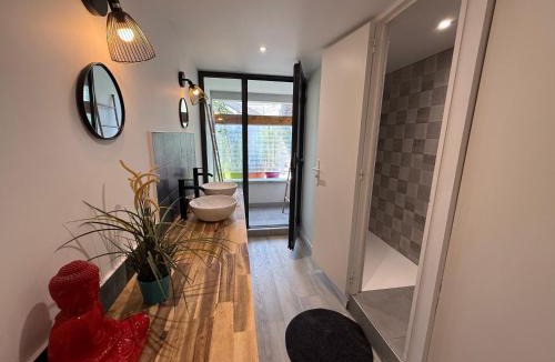 Anglet Hostel | Spotsleeping