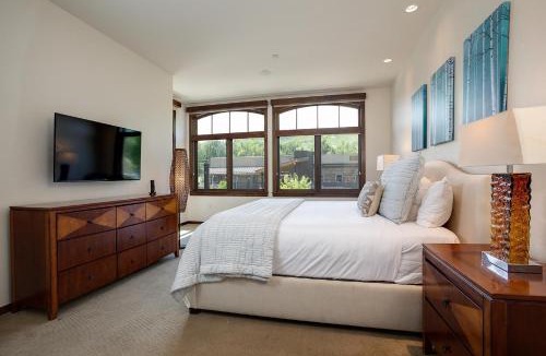 Downtown Steamboat Springs House | Sprawling Condo - Central Downtown - Resort 10-min