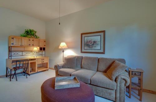 Edwards Apartment | Spruce Tree Lodge #208