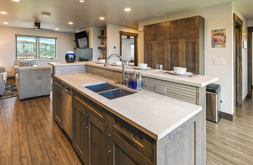Steamboat Springs Apartment | Steamboat Springs Apt w/Views, 15 Mi to Skiing!
