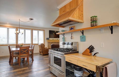 Palmer Lake House | Step inside our carefully crafted Oasis