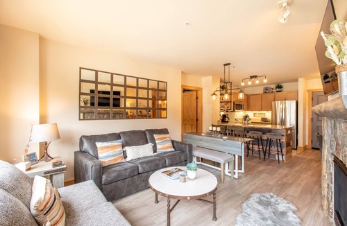 East Village at Copper Condo | Steps away from Super Bee Lift, wifi, underground parking