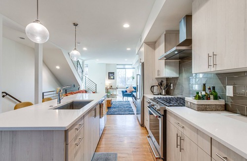 City Park West House | Steps to City Park: Townhome w/Rooftop Deck!