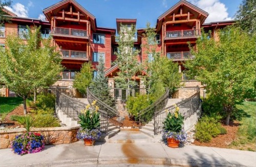 Steamboat Springs Condo | *Steps to Gondola* 5 Bedroom 5 Bath *