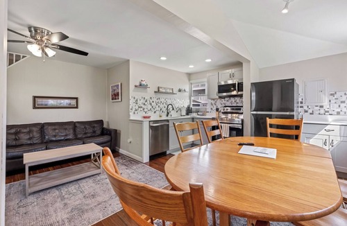 Hampton Apartment | Steps to Hampton Beach and all entertainment! 4 bedrooms, pet friendly!