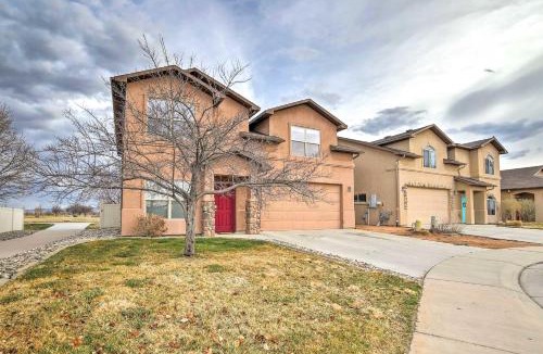 Grand Junction House | Stocked Grand Junction Home at Canyon View Park!