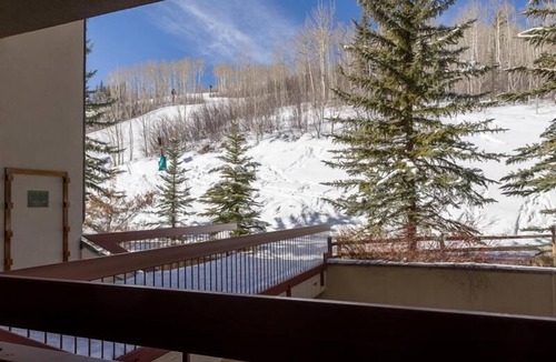 Beaver Creek Condo | Strawberry Park On The Slopes In Beaver Creek Ski-In/Ski-Out