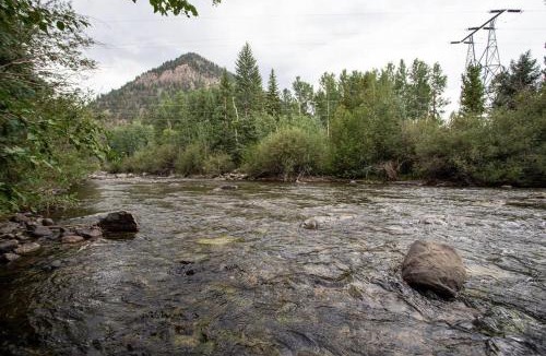 Frisco House | Streamside Lane home