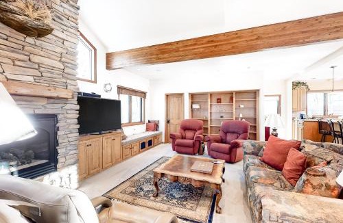 Frisco House | Streamside Lane