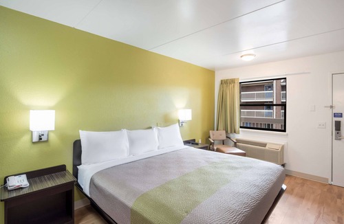 Briargate Hotel | Studio 6 - Colorado Springs - Air Force Academy