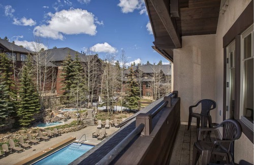 Four O'Clock Apartment | Studio Condo at Grand Timber Lodge. Walking distance to town and slopes