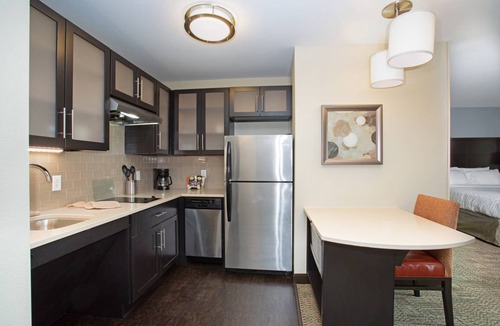 Littleton Apartment | Studio flat ∙ 1 bedroom ∙ 2 guests