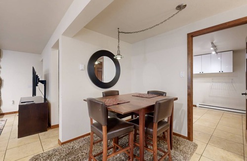 Intermountain Apartment | Studio flat ∙ 4 guests