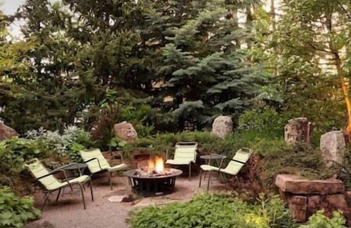 Aspen House | Stunning 5 Bedroom 7 bath home in Aspen!