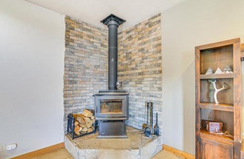 Buena Vista House | Stunning Buena Vista Home about 4 Mi to River Rafting!