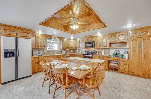 Calhan House | Stunning Calhan Home w/Indoor Pool!