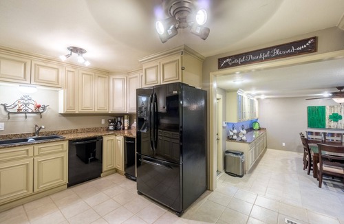 Virginia Village House | Stunning Entertaining Backyard. Spectacular Amenities. Perfect for Large Group