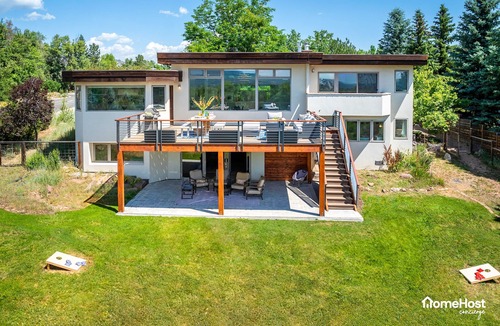 North Boulder House | Stunning Home with Flatirons Views, 10-Min to Downtown & CU Campus!