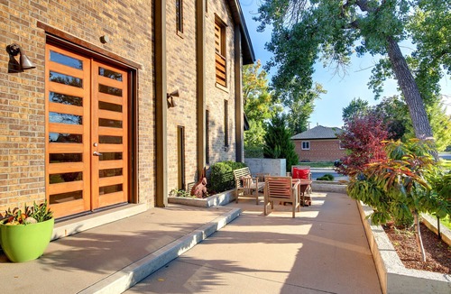 North Park Hill House | Stunning Repurposed Church, lofted, pet friendly, Free Botanic Garden admit 6