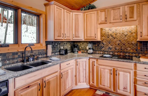 Wildernest House | Stunning! Super inviting home w/private hot tub, and master shower "spa".
