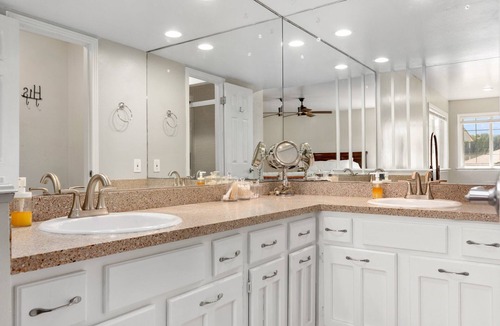 Pueblo House | Stylish 4 level home in a quiet safe neighborhood nestled in a cul-de-sac.