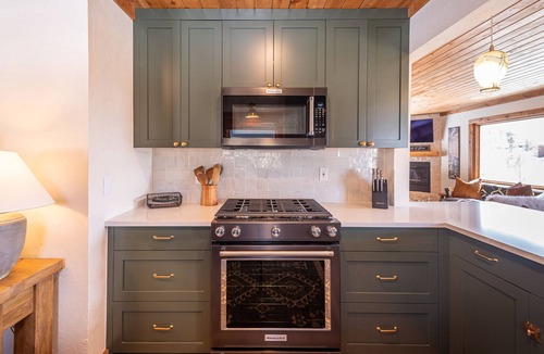 Granby House | Stylish Comfort In Grand County!