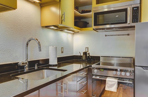 Old North Boulder Condo | Stylish Furnished Loft Apartment in Historic Old North Boulder
