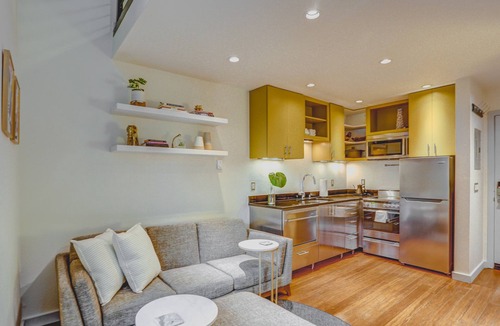 Old North Boulder Condo | Stylish Furnished Loft Apartment in Historic Old North Boulder